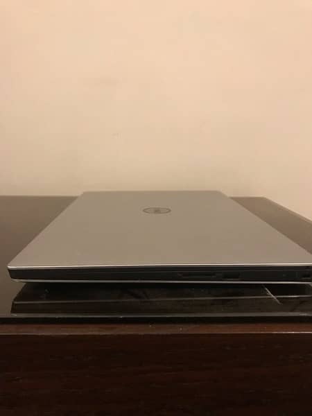 Dell XPS 15 9560 6