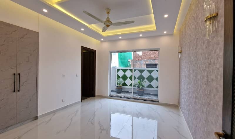 One Kanal Full House For Rent In Phase 5 Block E DHA Lahore 20