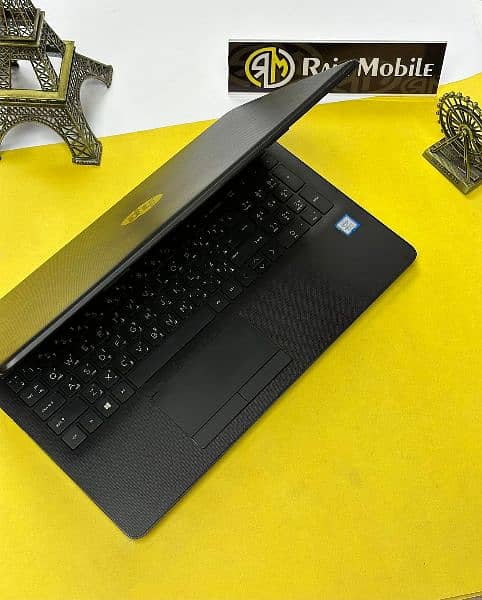 HP Laptop 8/1tb 15.6 inches 2