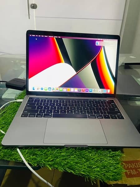 Macbook Pro 2016 Core i7 15/512 2