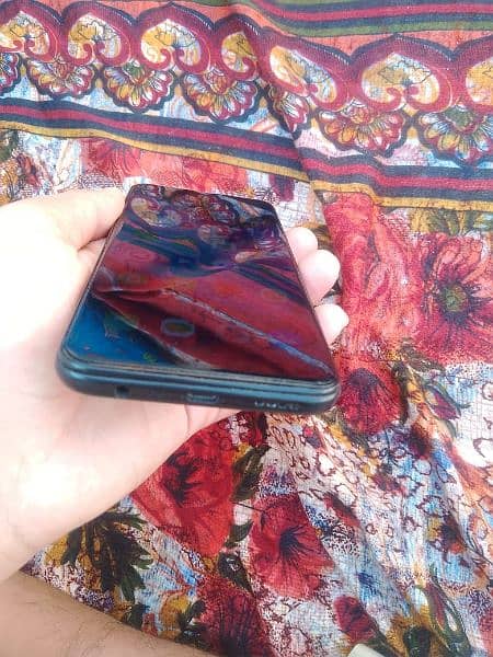 realme 5 i urgent sale with box and charger 9