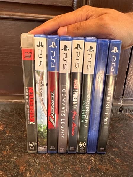 PS Games Bundle/Separate selling home used games scratchless 0