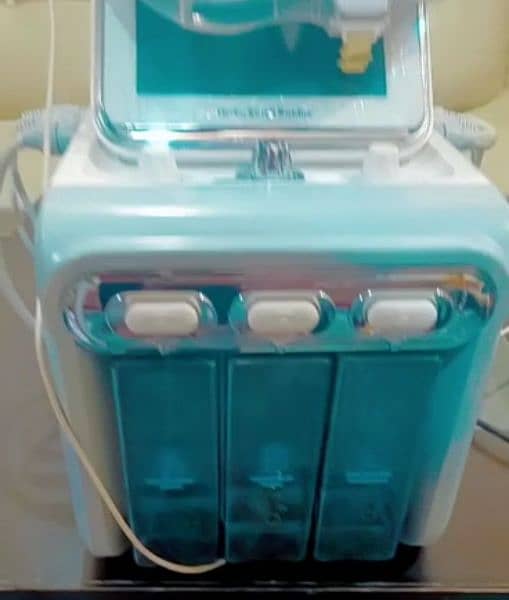 hydra facial machine 0