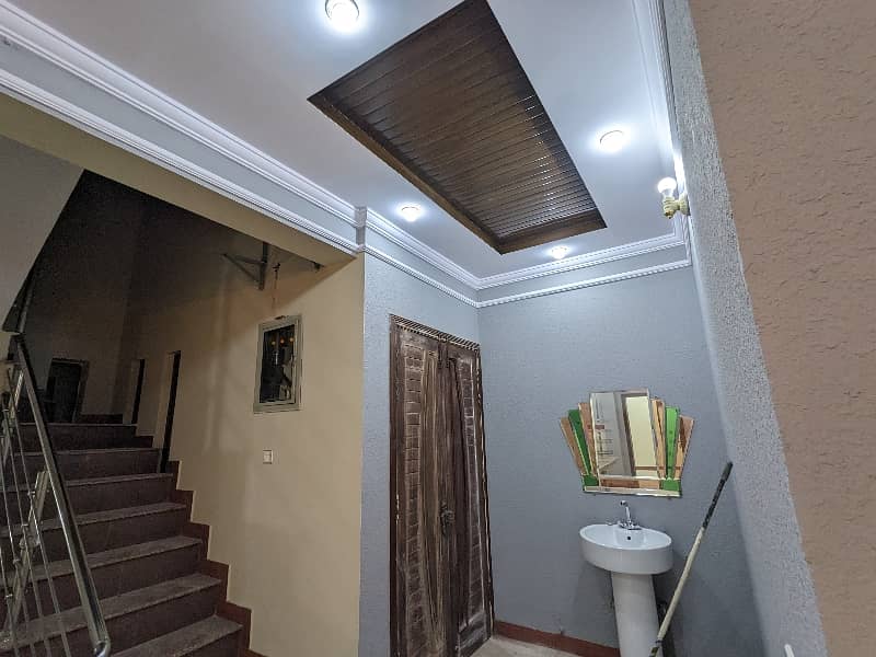 12 Marla Double Storey Double Unit Latest Modern Style House Used For Silent Office Or Residential Independent House In Johar Town Lahore With Original Pictures By Fast Property Services Real Estate And Builders 23