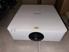 multimedia projector for coaching centre