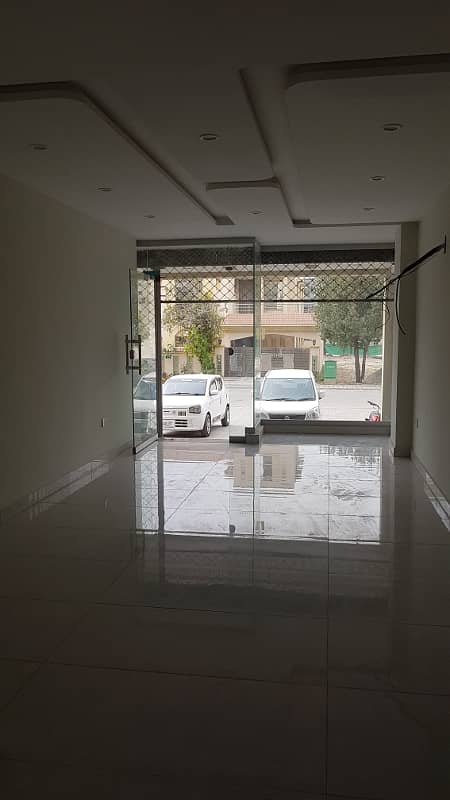 GROUND FLOOR SHOP FOR RENT IN BAHRIA TOWN LAHORE 2