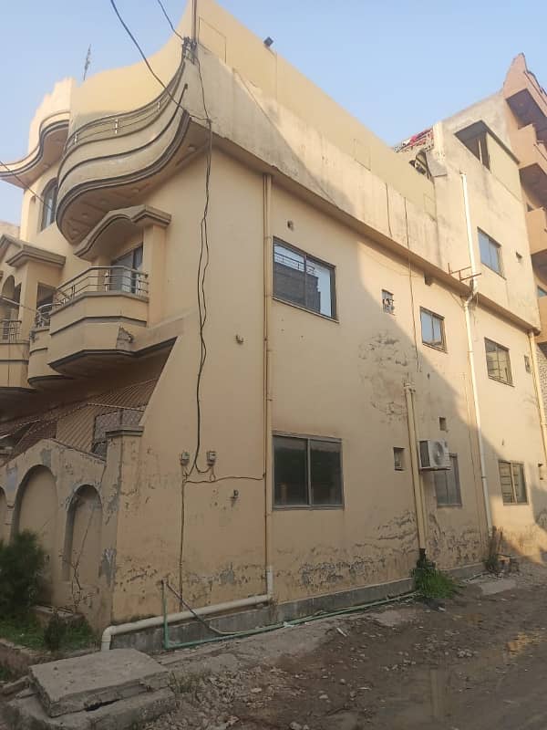 5 Marla Beautiful Corner House In Nawaz Town 1