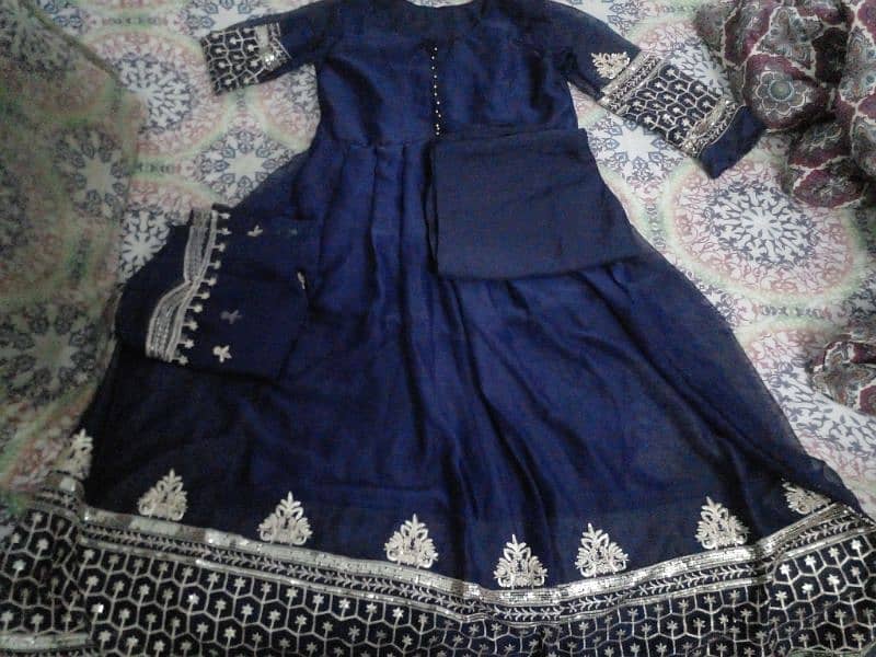 Sindhi caps & ladies dresses 8