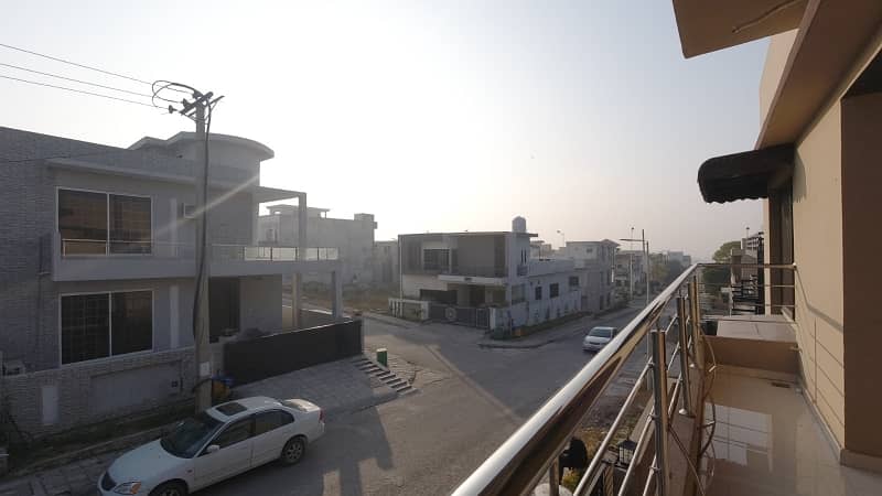 10 Marla House For Sale In Zaraj Housing Scheme Islamabad Opposites Giga Mall Dha 2 21