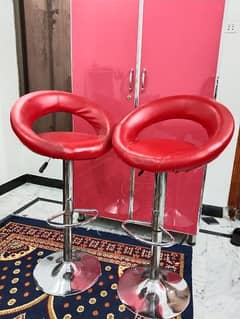 2 kitchen stools, bar stools, reception counter high chairs