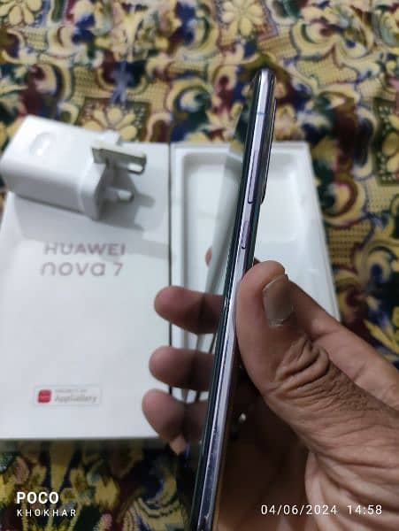 Huawei nova 7 (5G) 8+5=13/256 GB special edition with only BOX 4