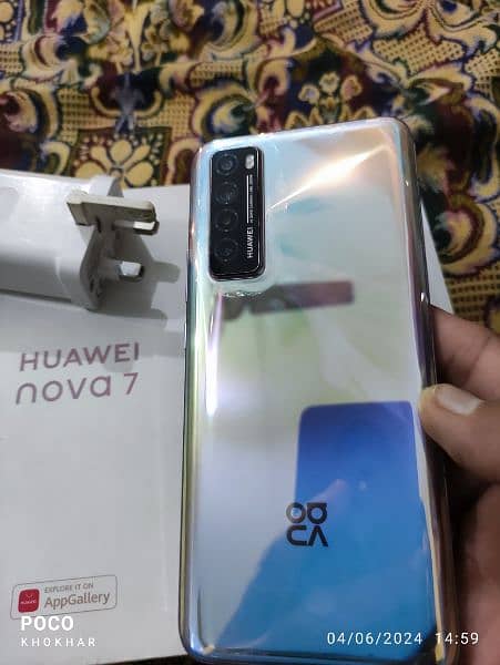 Huawei nova 7 (5G) 8+5=13/256 GB special edition with only BOX 0