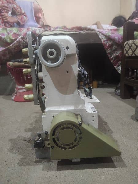 Flat machine (pegasus) available in good condition 5