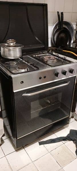 Gas stove with oven 3