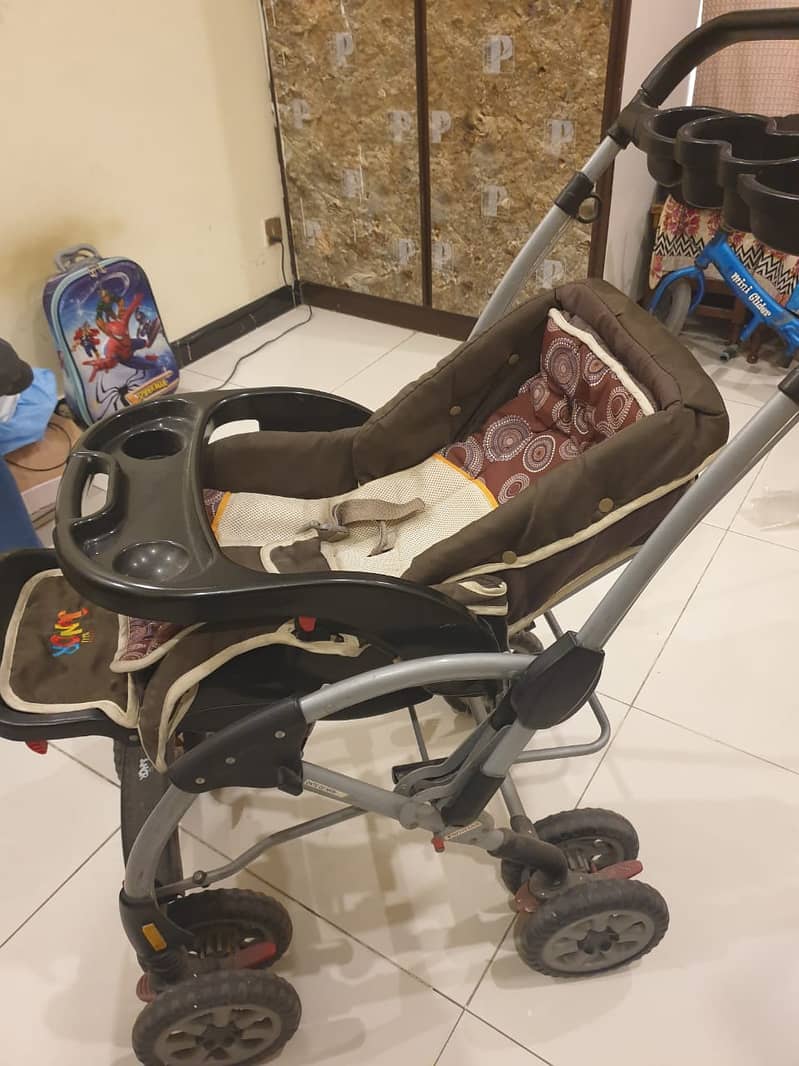 Baby pram / Baby car seat / Stroller for sale 2