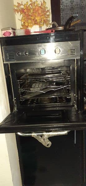 Baking oven 1