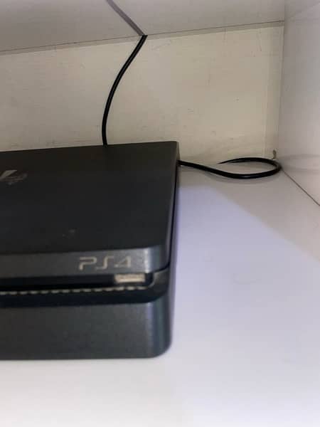 PlayStation 4 PS4 Slim 500GB 9