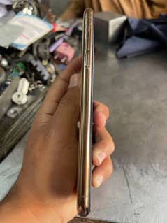 Iphone 11 Pro max 512 GB for Sale BACK CAMERA 1X NOT WORKING