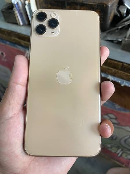 Iphone 11 Pro max 512 GB for Sale BACK CAMERA 1X NOT WORKING 3