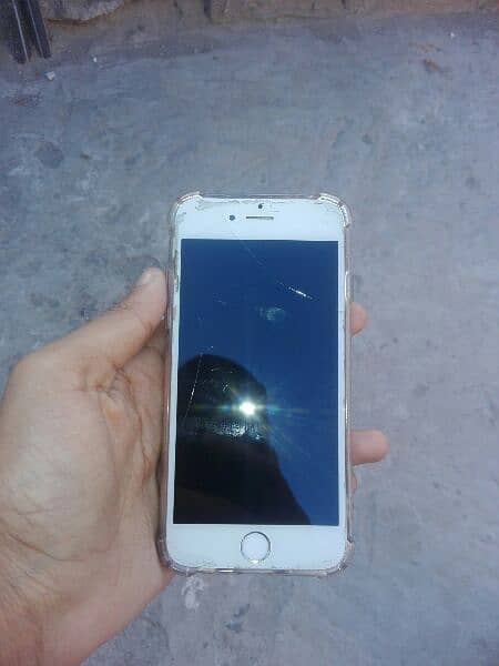 I m selling iPhone 6 Phone number _03084329190 9