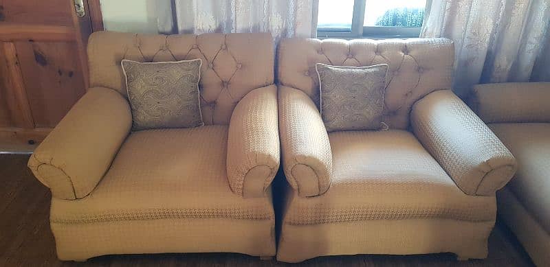 5 seater sofa set with cushions 2