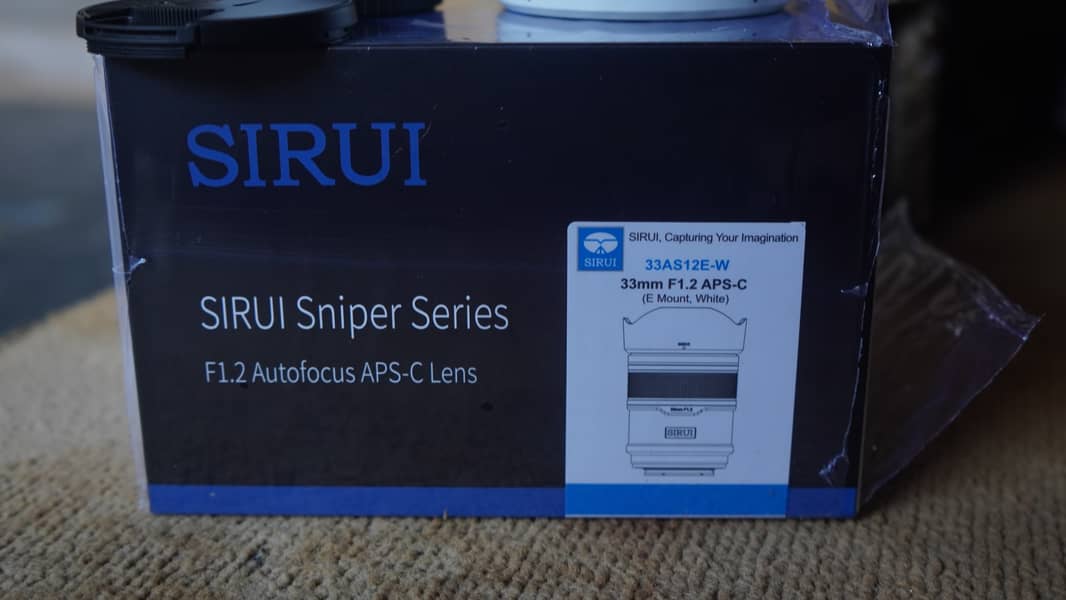 SIRUI Sniper 33mm f1.2 3