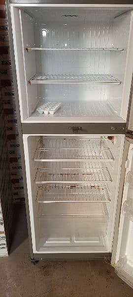 pel life fridge available for sale in good condition 5