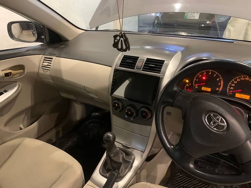 Toyota Corolla GLI 1.3 Ecotec 10