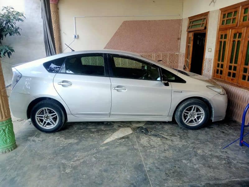 2011 model prius 14 registered 1