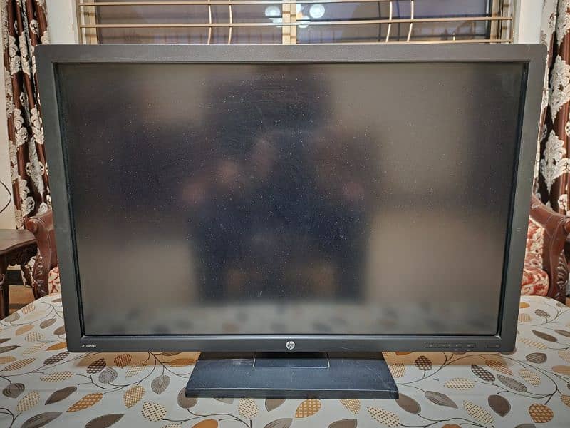 HP Z30i 2k monitor 1