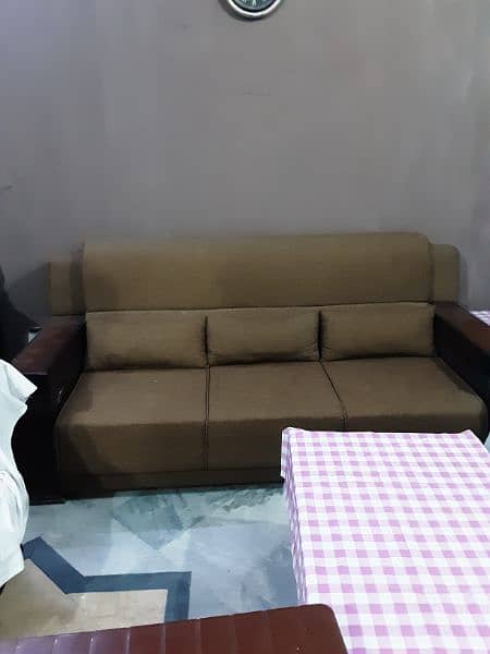 five seater sofa very good condition 0