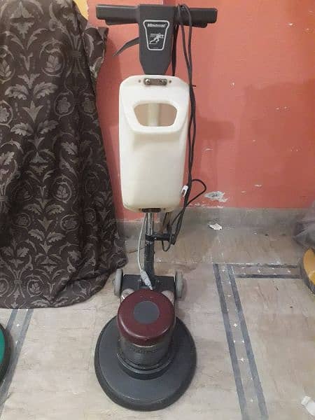 floor cleaning machine 4