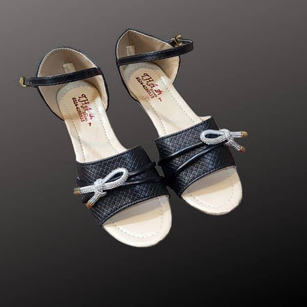 girl's sandals 3