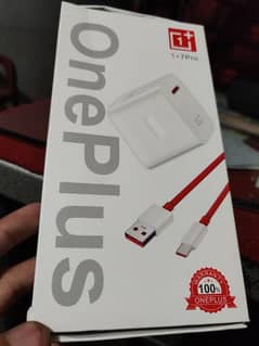 OnePlus Warp charger with official cable