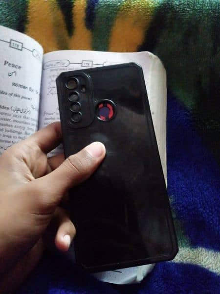 realme 5 officially pta aproved 4 64 1