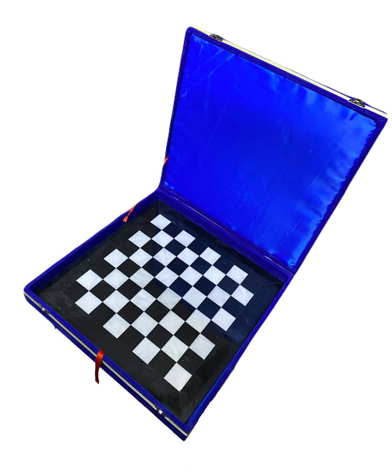 Handcrafted Black and White Marble Chess Set 15" with velvet blue box 4