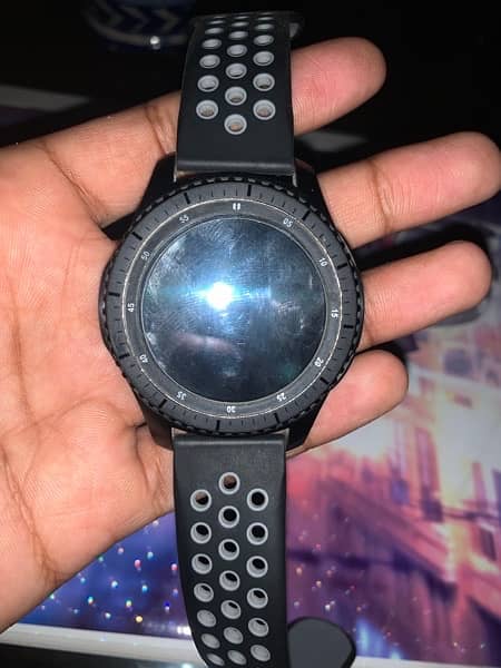 samsung gear s3 frontier with extra straps 5