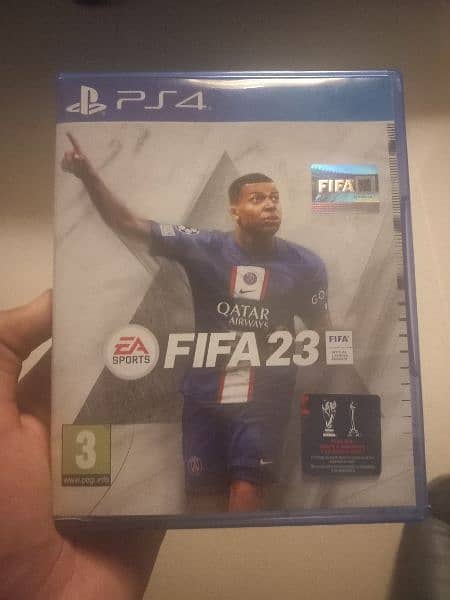 fifa 23 disc used but it is  really good condition and with box 0