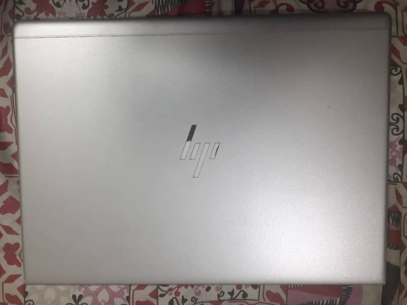 HP core i5 8th gen slim, fast & light laptop free mouse and keyboard 3