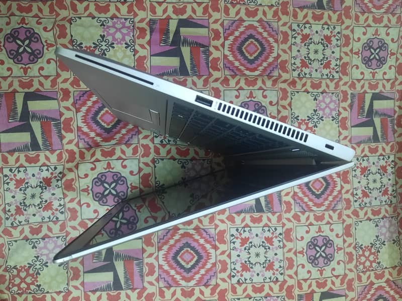 HP core i5 8th gen slim, fast & light laptop free mouse and keyboard 5
