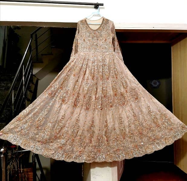 Bridal embroidery Dress, perfect condition 0