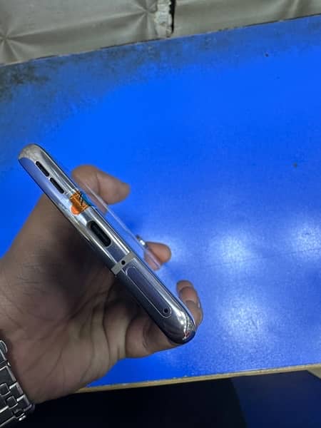 OnePlus 8 10/10 condition 2