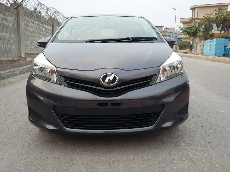 vitz 1.0f 2012 for sale 1