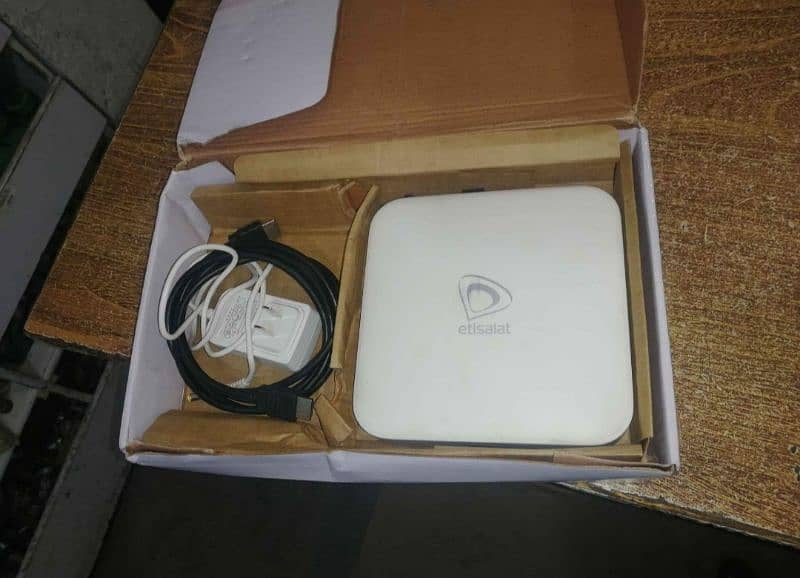 Etisalat Android Box for sale 0