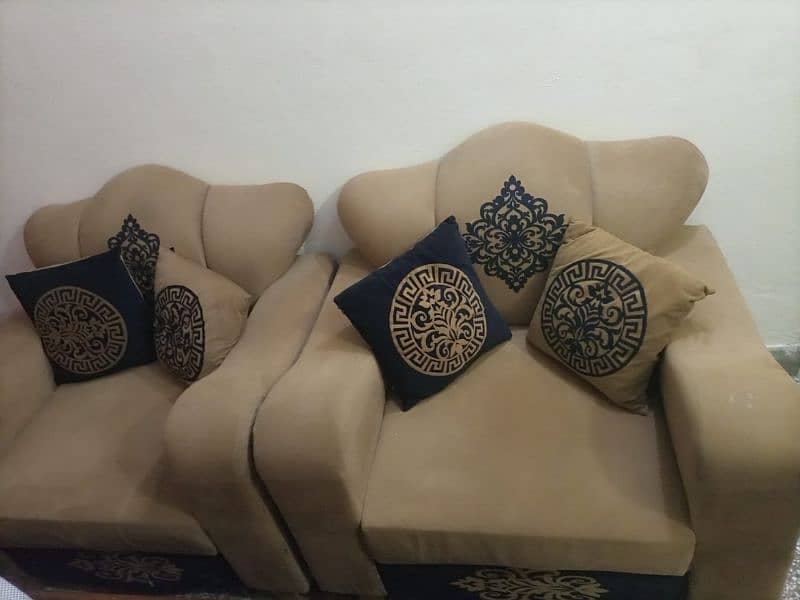 Sofa set for sale 3
