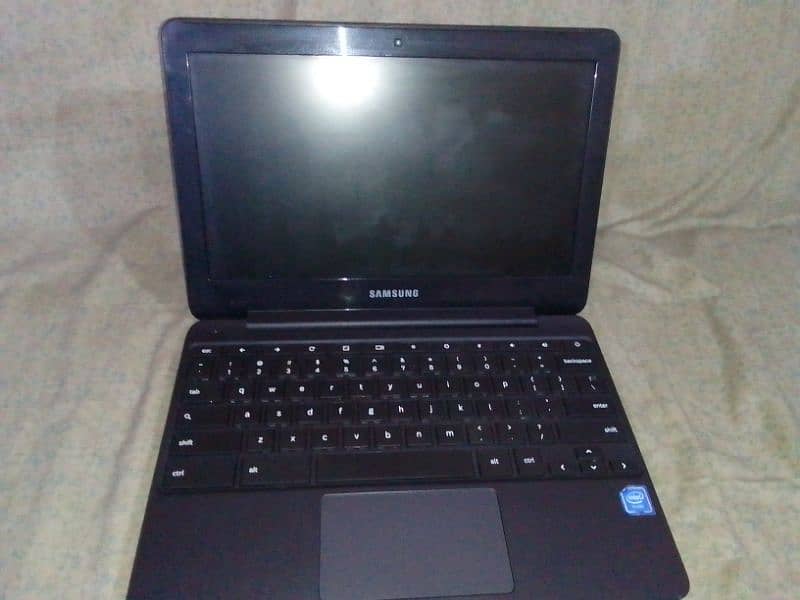 Samsung Series 5 Chromebook 2/16 GB New 8