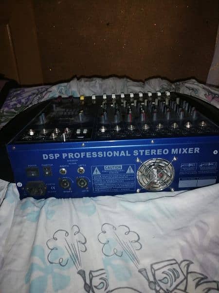 brand new amplifier with full accessories 4