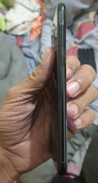 Samsung s8+ glass crack hey or panal mein dot hey 2