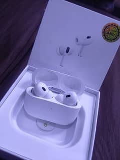 Air pods 2 with complete box use 2 days