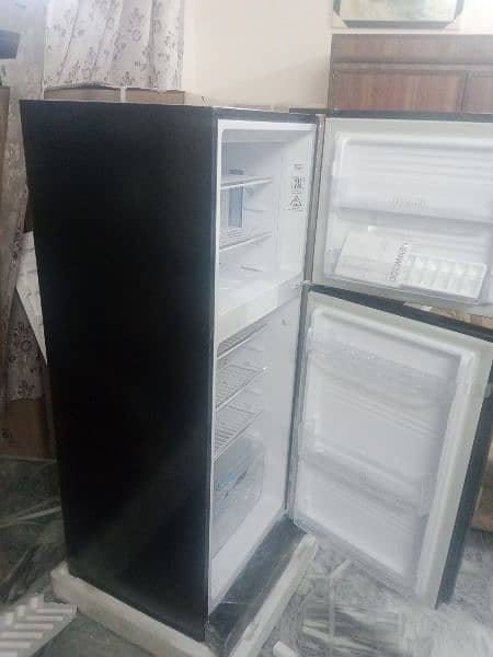 Kenwood Refrigerator KRF 23357 5